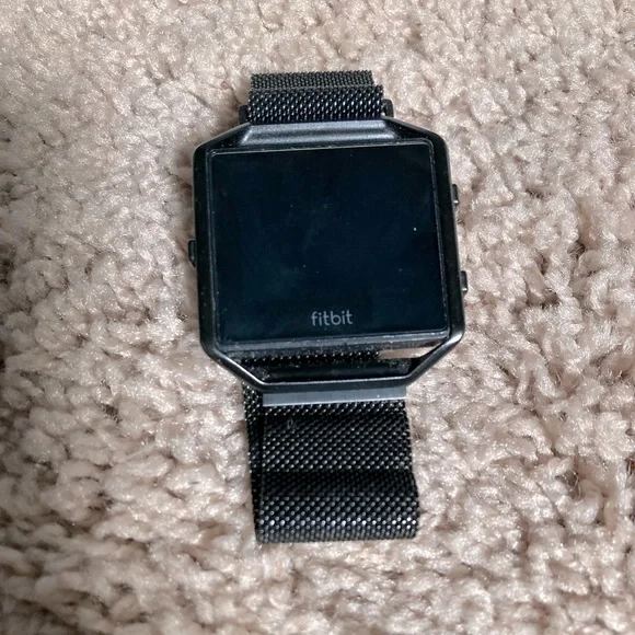 Fit Bit Blaze - compatible with iPhone and other brand. Review: Fitbit Blaze smartwatch | Fortune main image 2